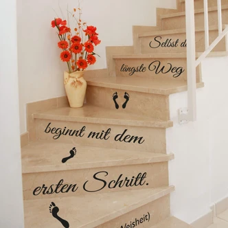 Stufen-Wandtattoo Selbst der längste Weg... Stufen-Wandtattoo Selbst der längste Weg...