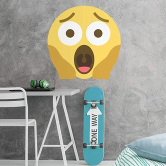 Wall Sticker Emoji Screaming in Fear 
