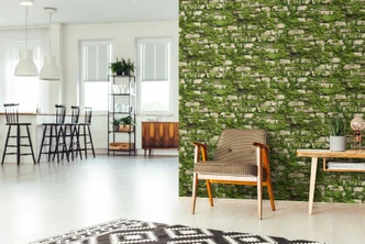 Vliesbehang in realistische steenlook met mosgroen steeneffect 