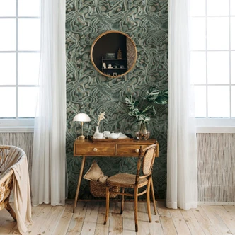 Tapeta z włókniny w kolorze zielonym, szarym, beżowym o wyglądzie marmuru z grafiką kamienia, nowoczesna  