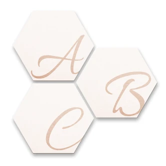 Hexagon Letters - Alu-dibond kopereffect wit Hexagon Letters - Alu-dibond kopereffect wit