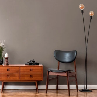 Brun tapet i tygutseende - non-woven tapet sovrum, vardagsrum 