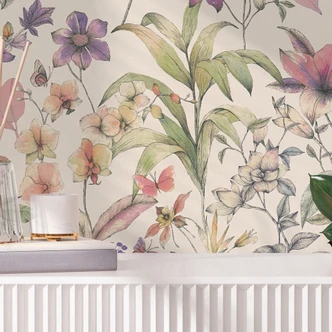 Vliestapete florales Aquarell-Design mit Blüten & Schmetterlingen in Pastell Vliestapete florales Aquarell-Design mit Blüten & Schmetterlingen in Pastell