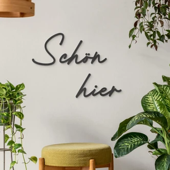 Holzdeko Schön hier - aus der LandIDEE Wohnen & Deko Kollektion 