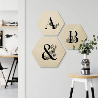 Esagoni in legno - Lettere floreali Esagoni in legno - Lettere floreali