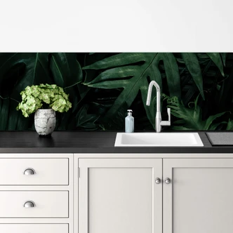 Küchenrückwand Dunkelgrüne Dschungelpflanzen 
