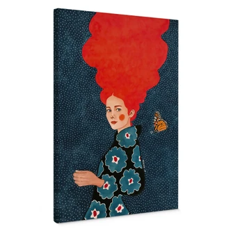 Lienzo Mujer con vestido de flores y mariposa - Hülya 