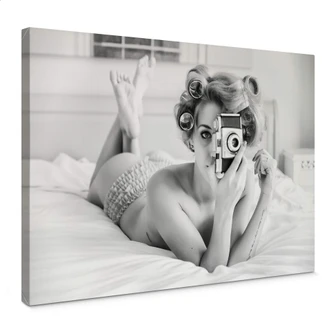 Canvas Keane-Eye - A chick, a click and a curl 