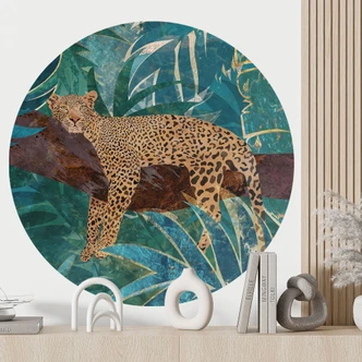 Luipaard in smaragdgroene jungle Muursticker - Manovski - Rond Luipaard in smaragdgroene jungle Muursticker - Manovski - Rond