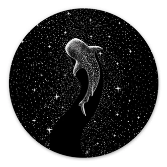 Wanddecoratie walvishaai in de oceaan van sterren - Cakir - Alu-Dibond Rond 