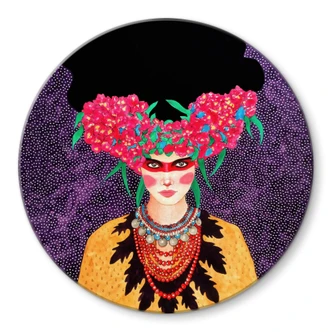 Glasbild Frau mit Blütenkranz und Stärke - Hülya - Rund Glasbild Frau mit Blütenkranz und Stärke - Hülya - Rund