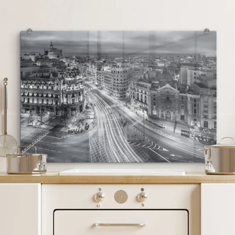 Spatscherm Javier - Madrid bij nacht 