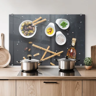 Spritzschutz Olives and Grissini Spritzschutz Olives and Grissini