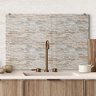 Spatscherm in steenlook - natuurstenen muur 