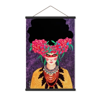 Stoffbild Frau mit Blütenkranz und Stärke - Hülya 