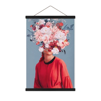 Stoffbild Elegante Frau mit prachtvollen Blumen - Moth 