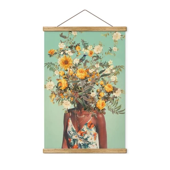 Stoffbild Moth - Frau mit Sommerblumen auf dem Kopf 