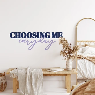 Wallsticker ordsprog - At vælge mig hver dag blå-lilla 