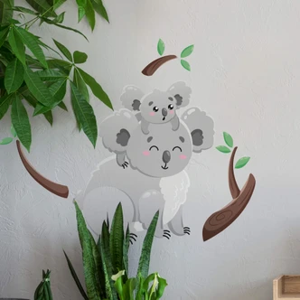 Muursticker Koala op de rug van papa 