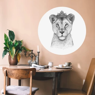 Zelfklevende Muurcirkel Korenkova - Lioness Queen Zelfklevende Muurcirkel Korenkova - Lioness Queen