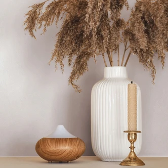 Vliestapete Strukturiert Uni Modern matt in Weiß Rosa 