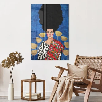 Tableau en verre acrylique Femme dans un champ avec des feuilles d'or - Hülya 