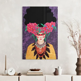 Glasbild Frau mit Blütenkranz und Stärke - Hülya 