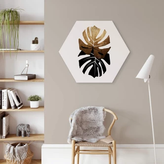 Hexagon - Alu-Dibond Kubistika - Schwarz-goldene Monstera Blätter 