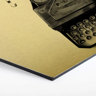 Hexagon - Alu-Dibond Goldeffekt - Typewriter Hexagon - Alu-Dibond Goldeffekt - Typewriter