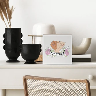 Holzbild zum Hinstellen - Together Sisterhood Floral Hände - 15x15 cm 