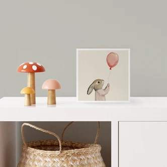 Tableau sur bois à poser - Gentil lapin avec un ballon - Treechild - 15x15 cm Tableau sur bois à poser - Gentil lapin avec un ballon - Treechild - 15x15 cm