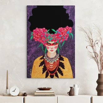 Leinwandbild Frau mit Blütenkranz und Stärke - Hülya 