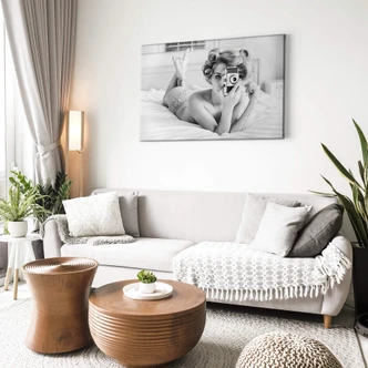 Canvas Keane-Eye - A chick, a click and a curl 