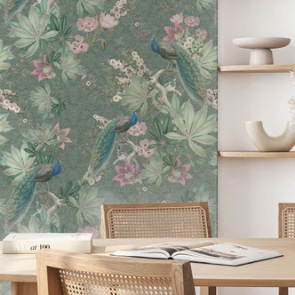 Mustertapete Pfau im Tropengarten auf Mosaik - Bloomery Decor Mustertapete Pfau im Tropengarten auf Mosaik - Bloomery Decor