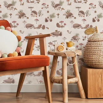 Patroonbehang Zoete egels in het herfstbos - Kikki Belle Patroonbehang Zoete egels in het herfstbos - Kikki Belle