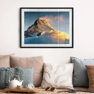 Poster Sonnenaufgang über dem schneebedeckten Berg - Annapurna Himal 
