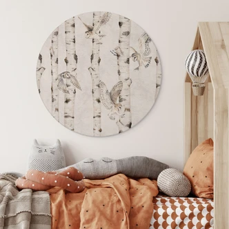 Ronde muurschildering uilen in een berkenbos - Kikki Belle 