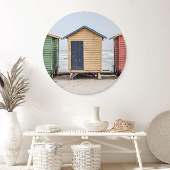 Wanddecoratie Kustcharme - Kleurrijke hutten aan zee - Geschoten door Clint - Alu-Dibond Rond 