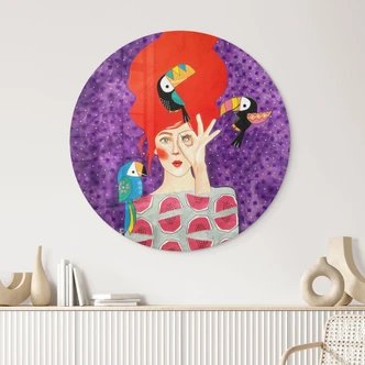 Glasbild Frau mit Tukan-Trio - Hülya - Rund Glasbild Frau mit Tukan-Trio - Hülya - Rund