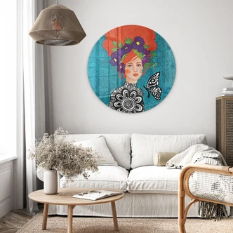 Stampa su vetro Donna farfalla con corona di fiori - Hülya - Rotondo Stampa su vetro Donna farfalla con corona di fiori - Hülya - Rotondo