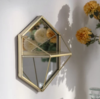 Wandregal Wandspiegel Geometrischer Diamant - Goldoptik - 30x35x13 cm 