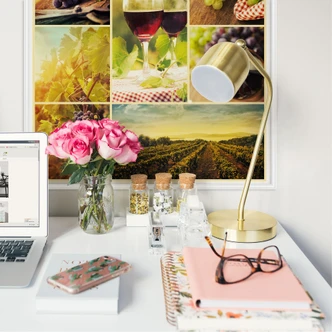 Wall print W - Wine Collage - quadratic 