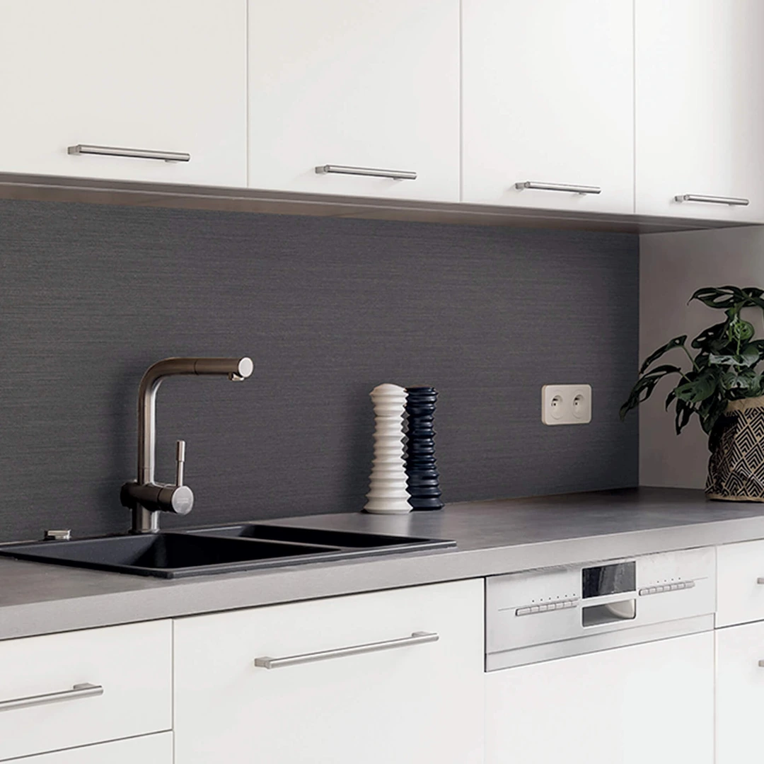 KitchenYeah® Spritzschutz-Rückwand Aus Aluminium – 90x60 Cm, Hitzebeständig, Einfach Zu Reinigen, Schwarz-grau