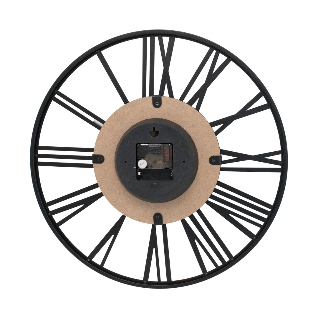 Orologio da parete in legno con numeri romani