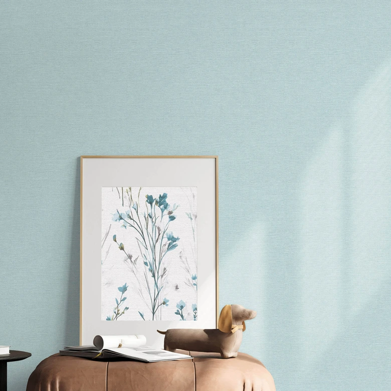 Tapete aus Vlies Uni Hellblau mit feiner Leinenstruktur dezent modern und elegant 