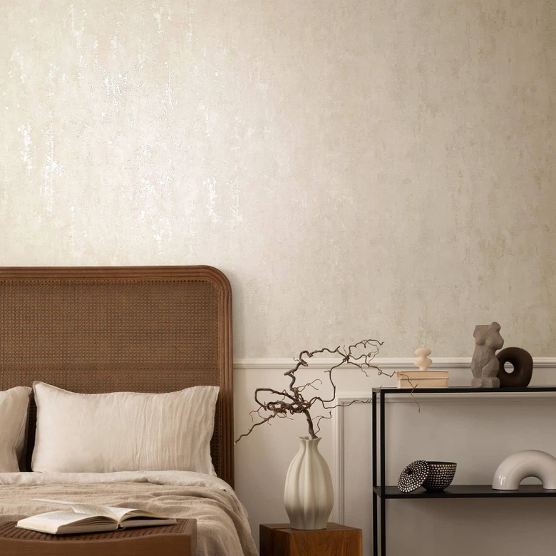 Papel pintado no tejido con aspecto de hormigón beige brillante 