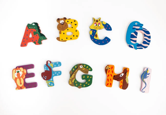 Lettres décoratives 3D animaux colorés pour enfants 