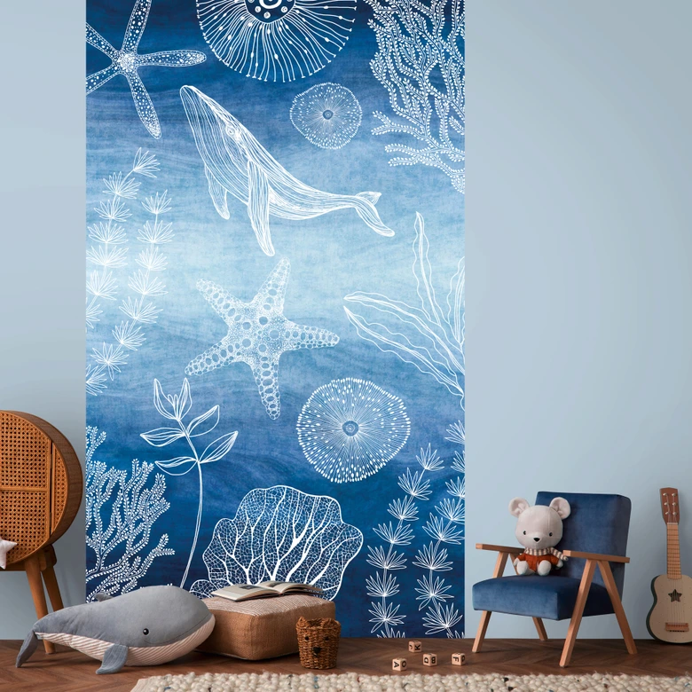 Kinderzimmer Fototapete Meereswelt Blau Weiß - Vliestapete mit Ozean-Motiv erweiterbar 