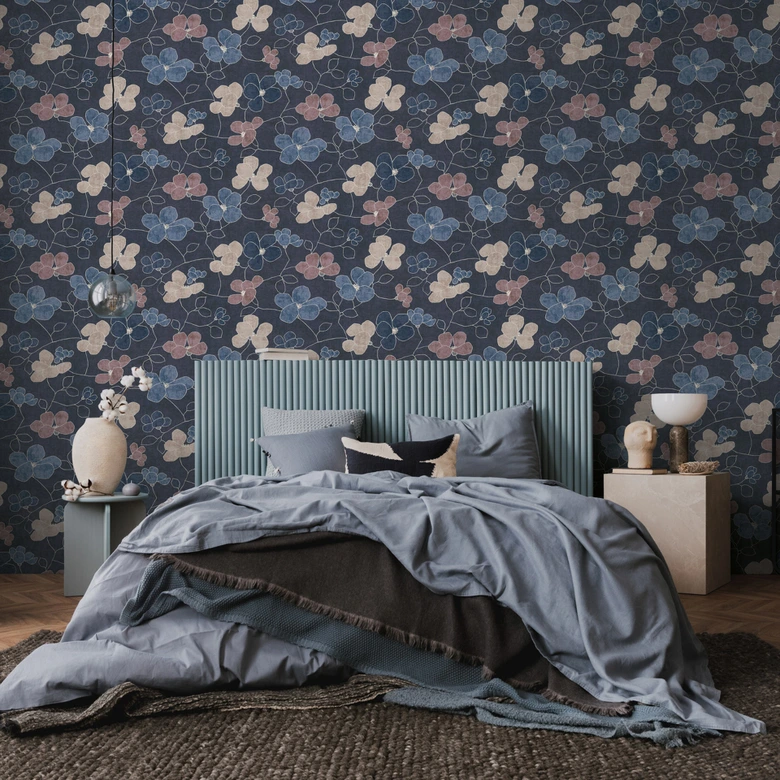 Botanisk tapet i non-woven - slående prov i stengrått och duvblått 