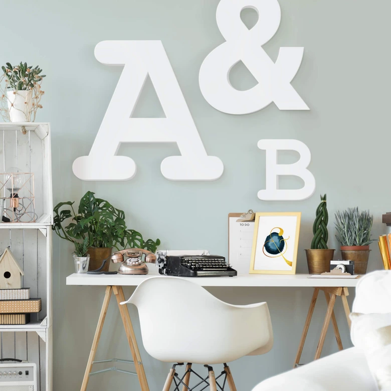 Decorative Letters from 10 - 80 cm high - Courier 
